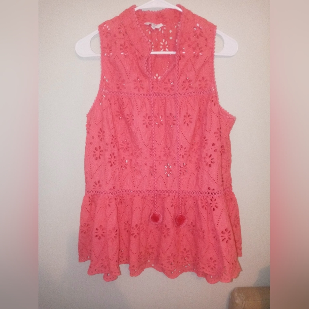 Crown&Ivy size large light pink tank top
